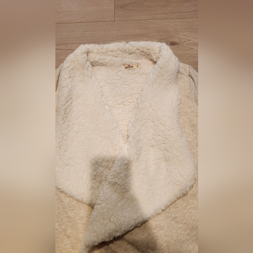 Hollister Cozy Cream Open Front Cardigan - Picture 2 of 5